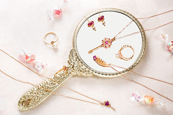 The Trendiest Of Necklaces That You Need To Own This Year