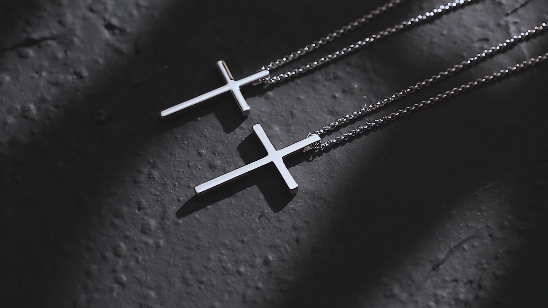 FANCIME Mens Polished Cross 925 Silver Necklace Video